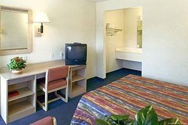 VAGABOND INN MERCED (Merced)